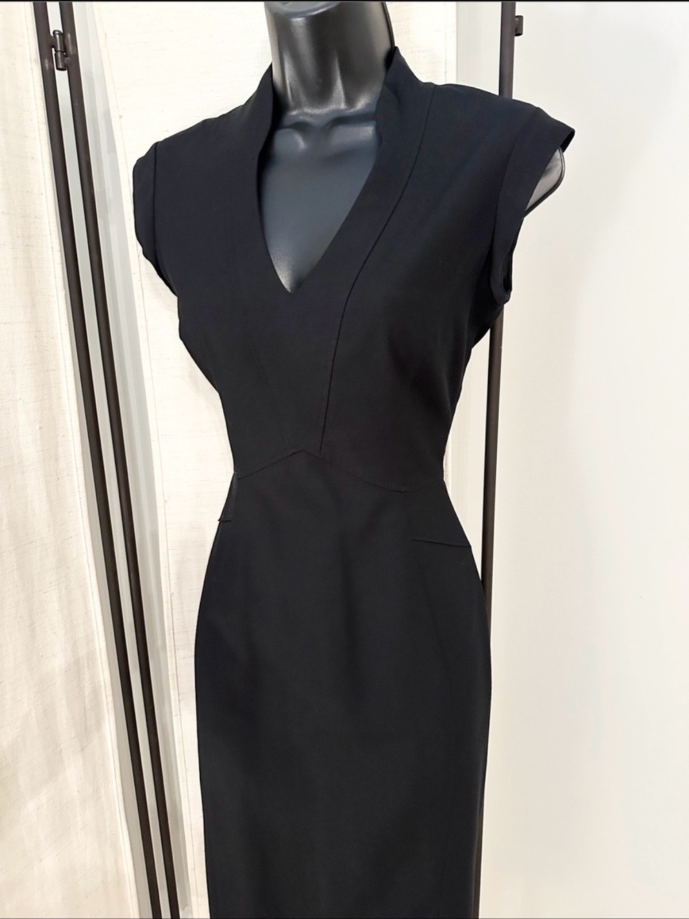 Reiss Black V-Neck Cap Sleeve Midi Sheath Dress - Picture 6 of 16